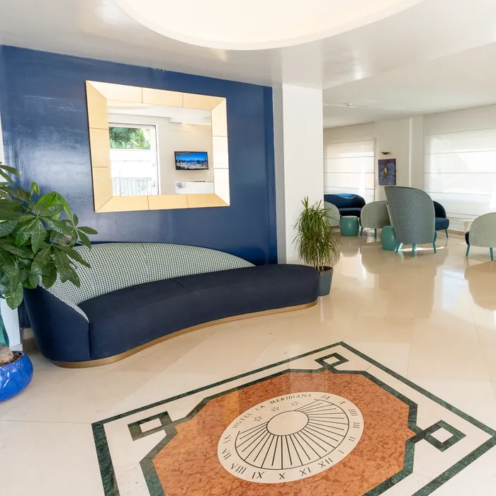 24-hour Front Desk / Reception
