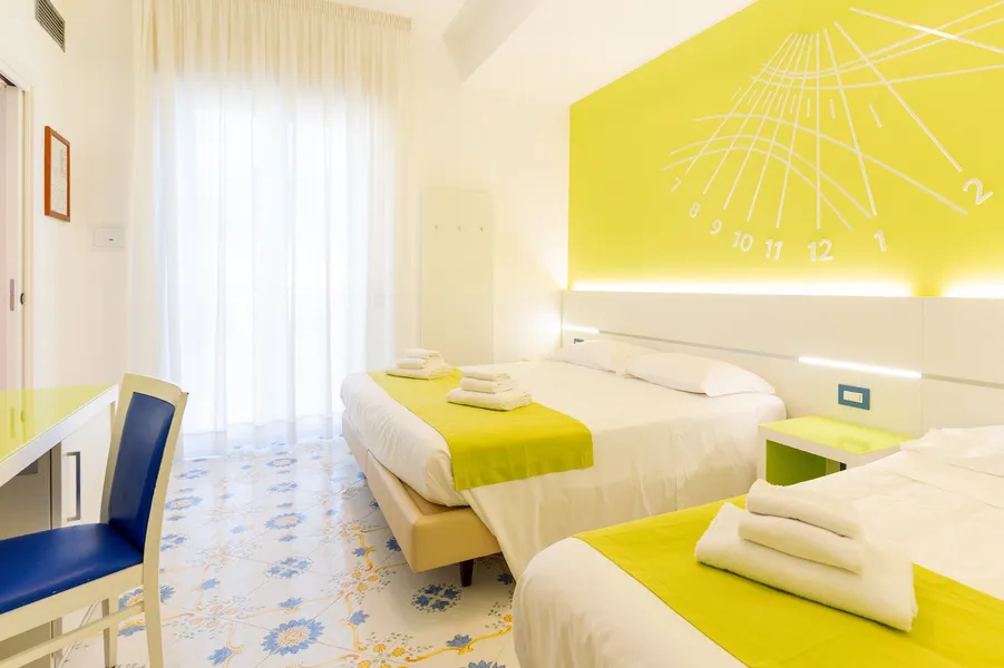 Hotel La Meridiana Sorrento-12