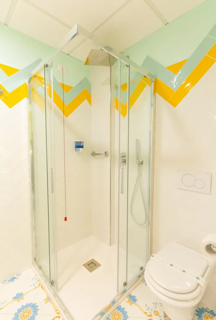 Standard Triple Room-5