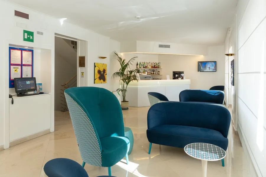 Hotel La Meridiana Sorrento-16